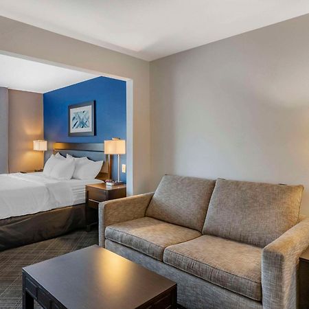 Comfort Inn & Suites Grand Blanc-Flint Екстериор снимка