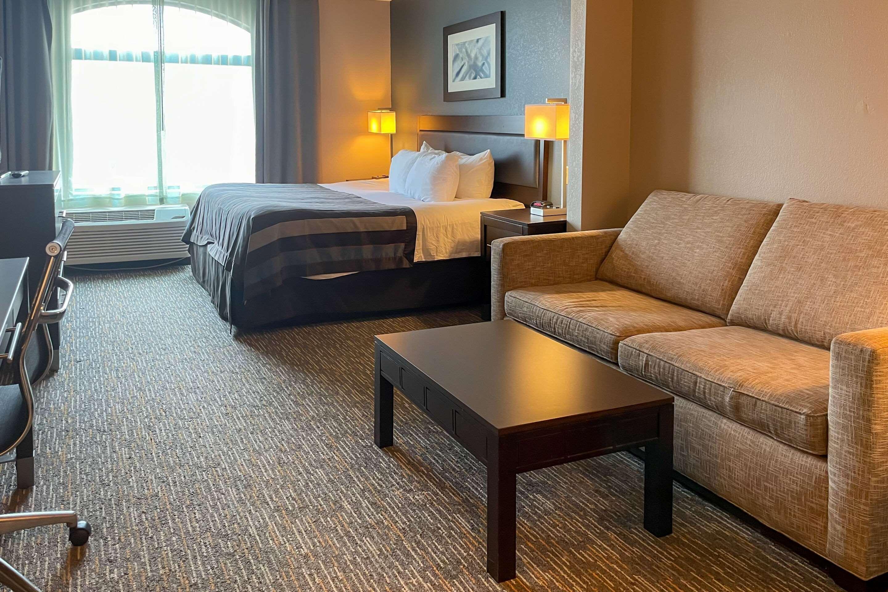 Comfort Inn & Suites Grand Blanc-Flint Екстериор снимка