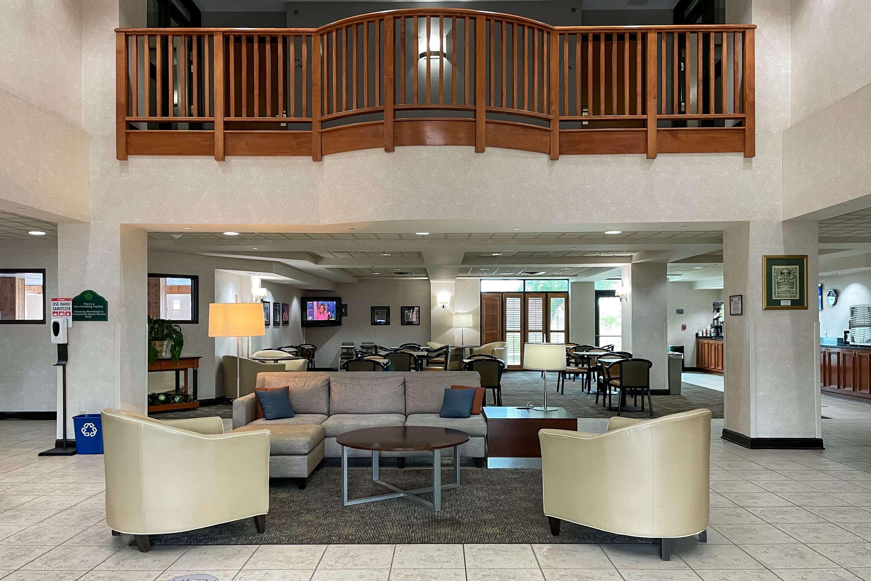 Comfort Inn & Suites Grand Blanc-Flint Екстериор снимка